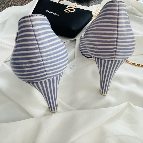 Chanel coastal nautical stripe pointy heels size 38.5 - Picture 7 of 14
